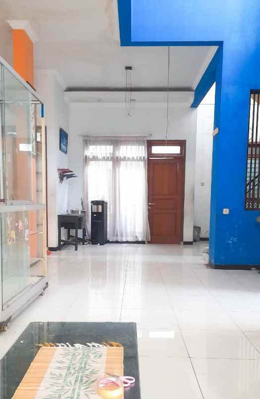 rumah sompok peterongan semarang