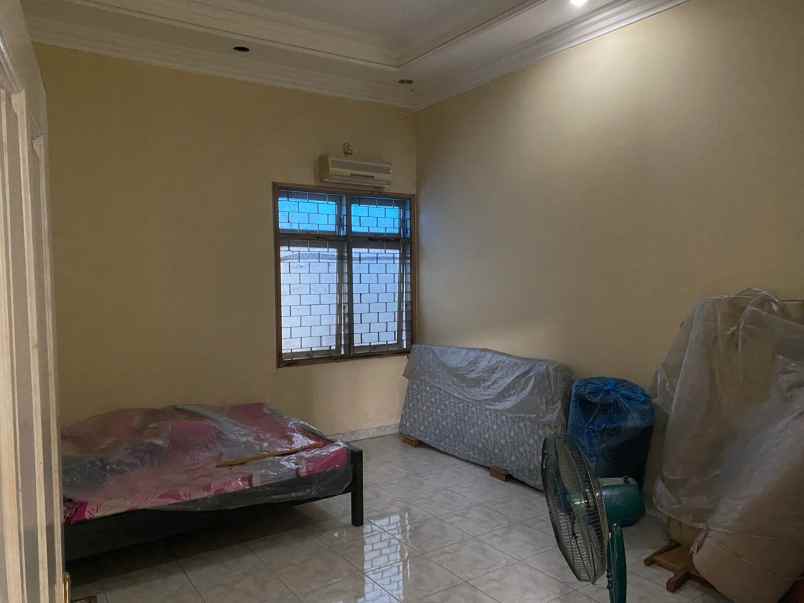 rumah tengah kota siap huni jalan supriyadi semarang