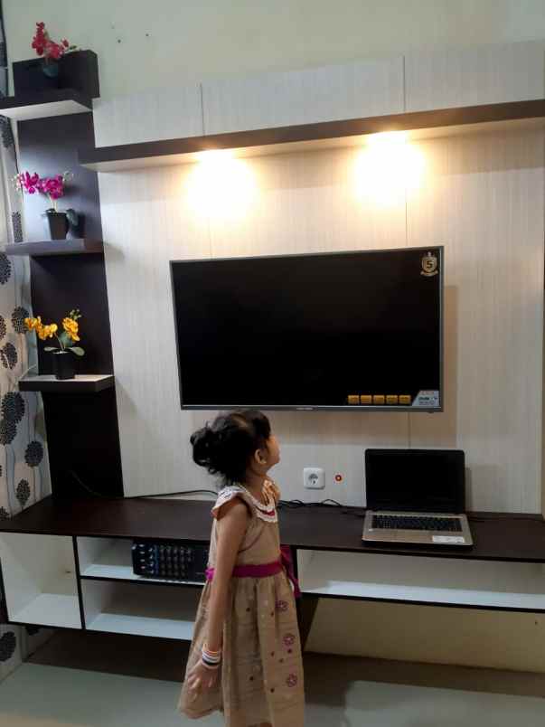 rumah villa mewah kota batu