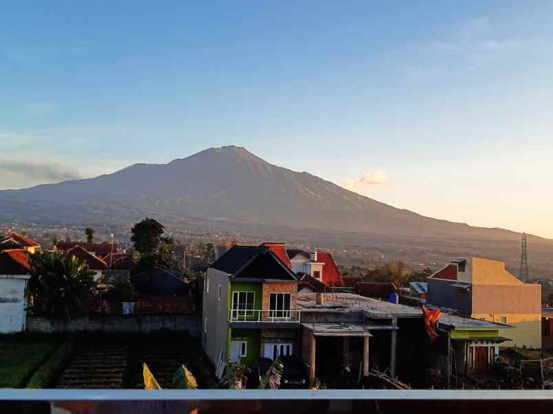 rumah villa mewah kota batu