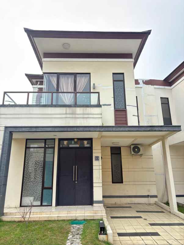 sewa rumah furnish hook lavon swan city tangerang