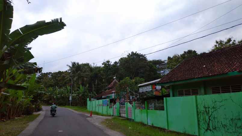 tanah bagus jl jogja wates km 10 bantul yogyakarta