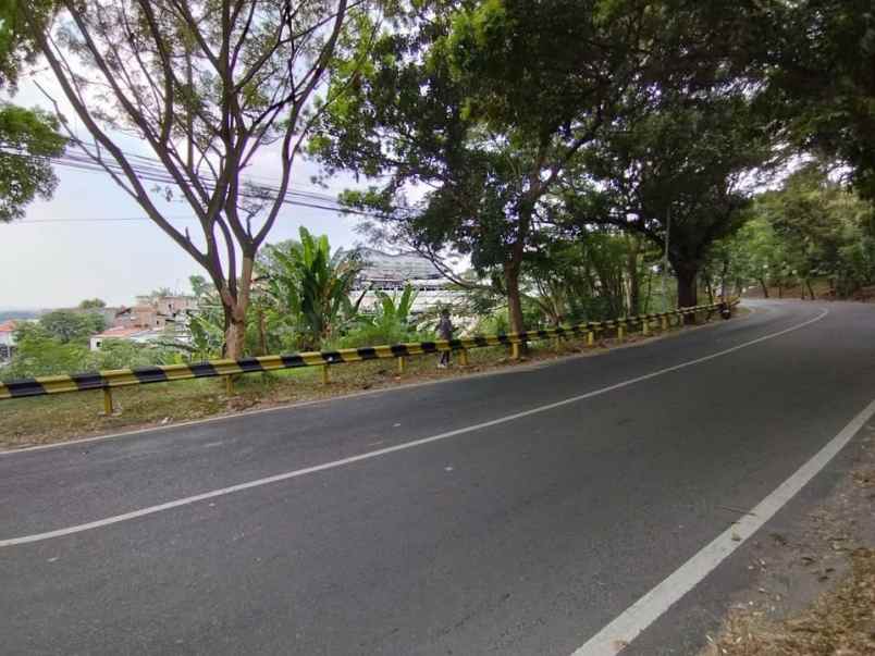 tanah nempel jalan raya manyaran jual cepat nego keras