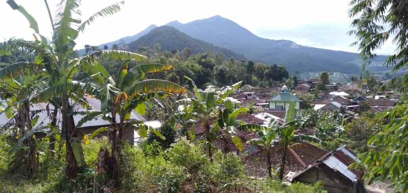 tanah tawangmangu karanganyar