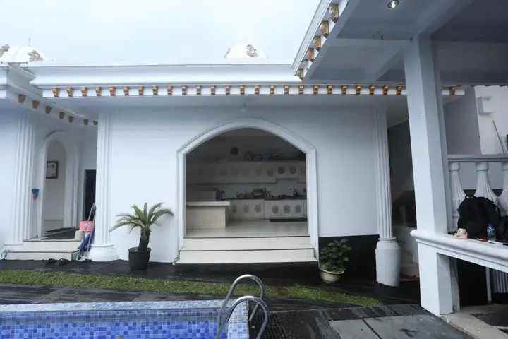 villa lembang bandung utara mewah view keren