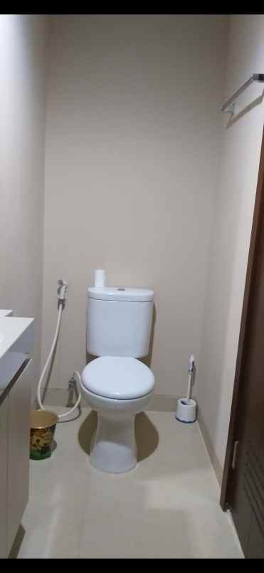 apartment golf view u residence uph karawaci