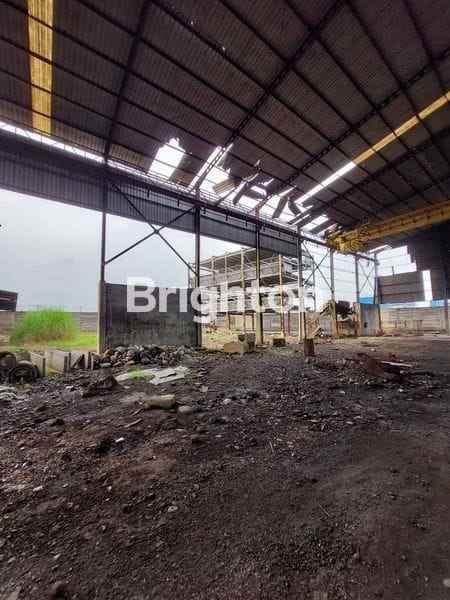 bekas pabrik hitung tanah nol raya provinsi mojokerto