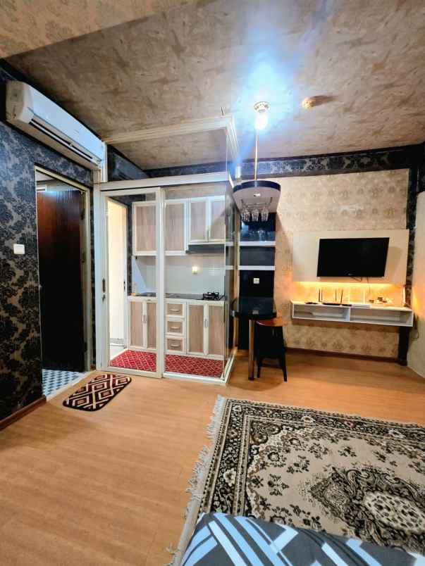 cepat apartemen gunawangsa manyar tinggal bawa koper