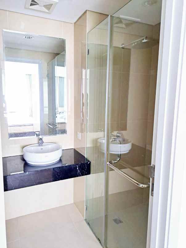 dijual apartemen grand sungkono lagoon caspian