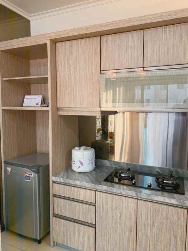 dijual apartemen pakuwon indah