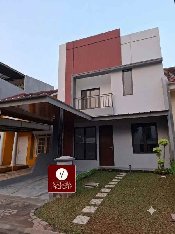 dijual cepat rumah 2 lantai siap huni di kota wisata
