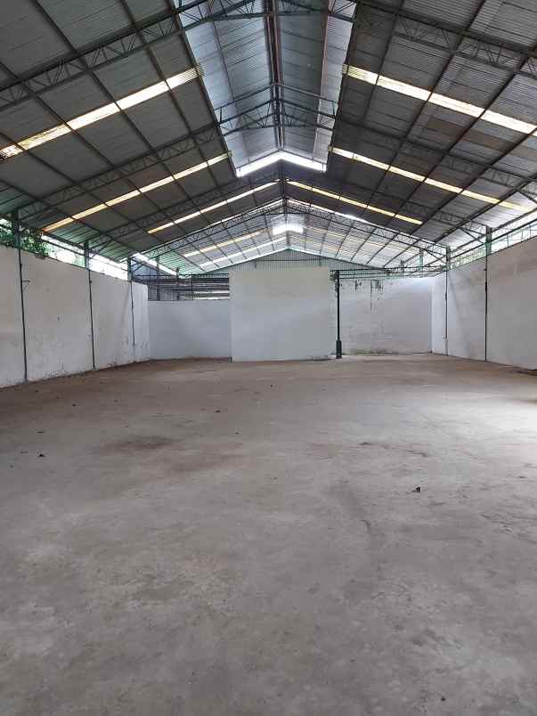 dijual gudang siap pakai di deli serdang