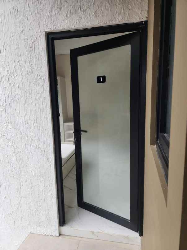 dijual kost bulusan sardonoharjo