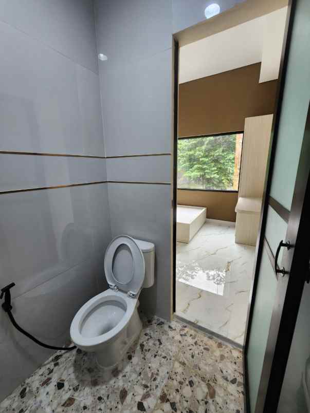 dijual kost bulusan sardonoharjo