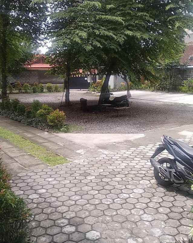 dijual kost depan perumahan bale agung
