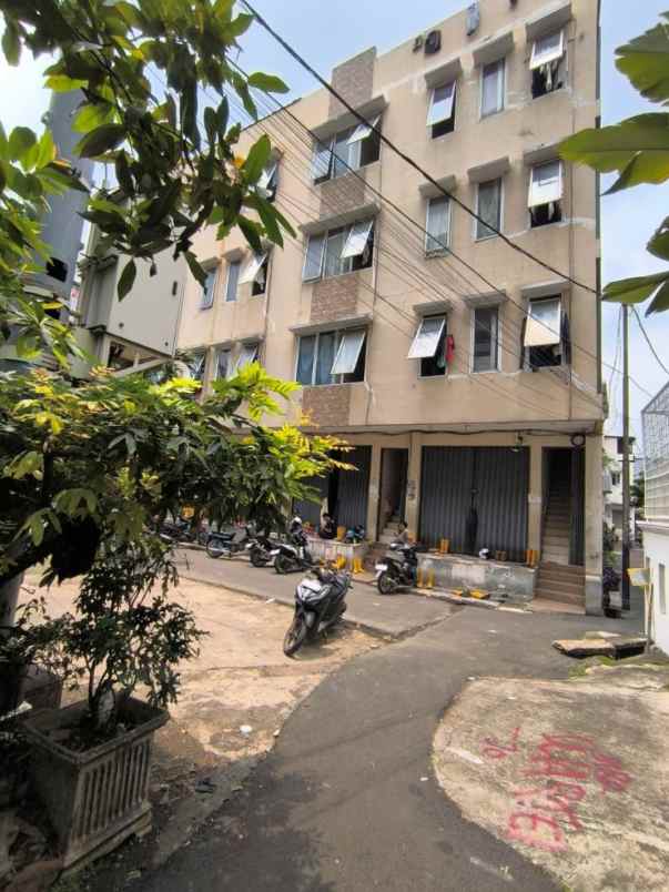 dijual kost jalan pembangunan i petojo