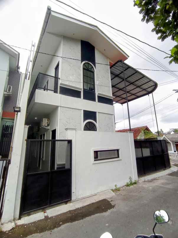 dijual kost kaliurang km 14