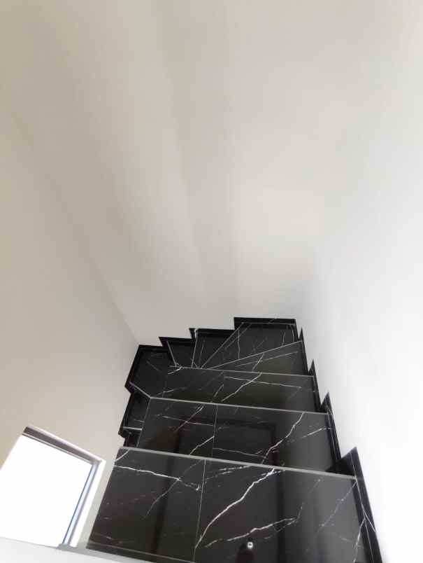 dijual kost pelabuhan ketapang sukun