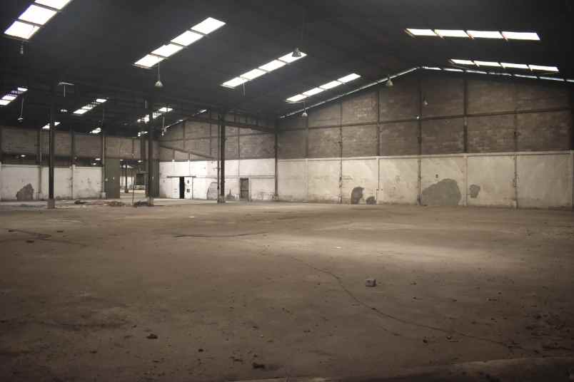 dijual ruko gudang kantor jalan raya industri