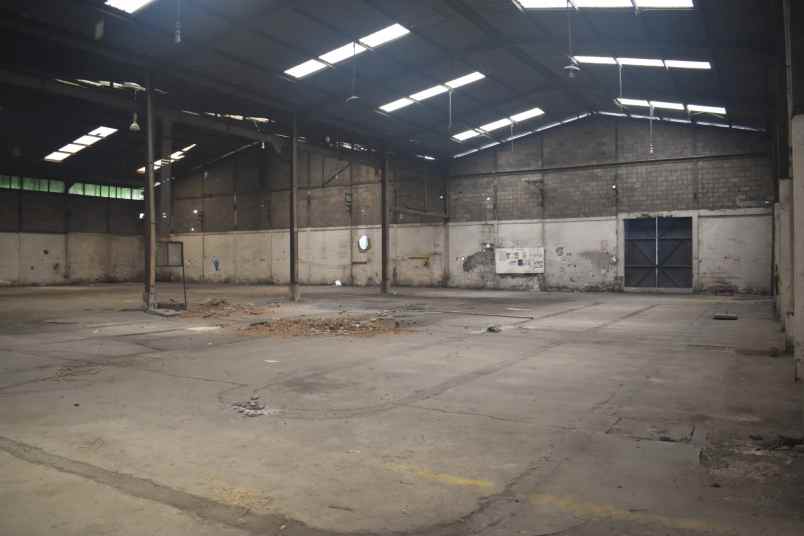dijual ruko gudang kantor jalan raya industri