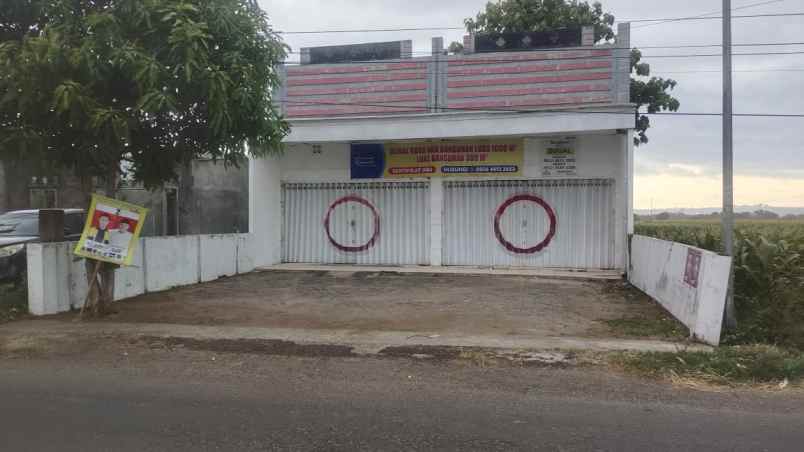 dijual ruko gudang kantor jalan raya merakurak desa