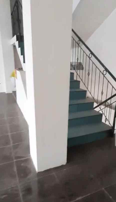 dijual ruko gudang kantor jalan raya raden fatah