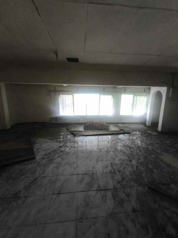 dijual ruko gudang kantor jl demak