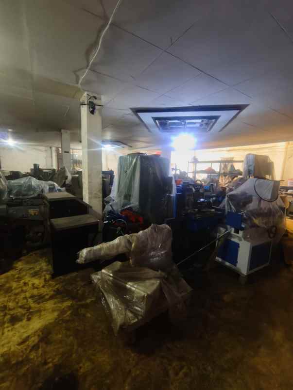 dijual ruko gudang kantor jl demak