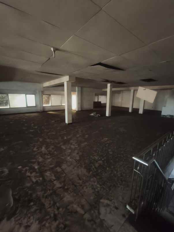 dijual ruko gudang kantor jl demak