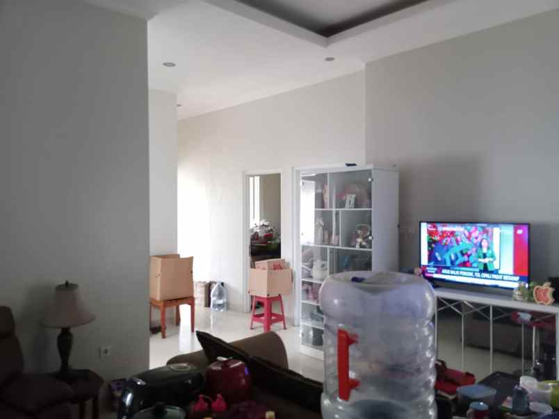 dijual ruko gudang kantor jl taman udayana sentul