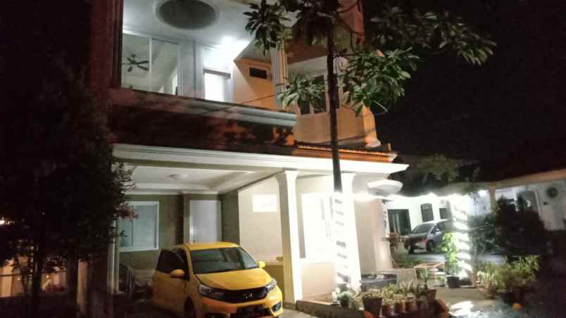 dijual ruko gudang kantor jl taman udayana sentul