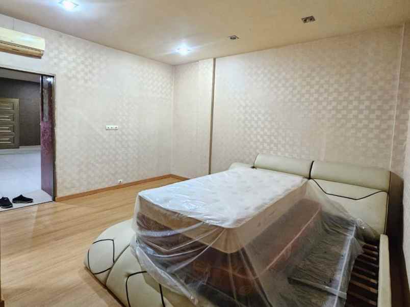 dijual ruko gudang kantor komplek cemara asri jalan