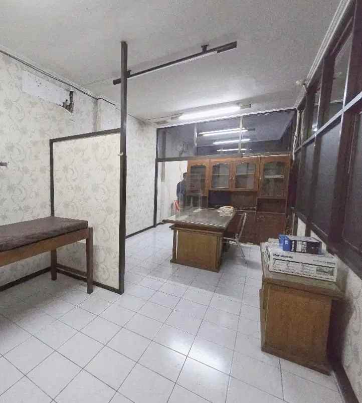 dijual ruko gudang kantor raya darmo permai selatan