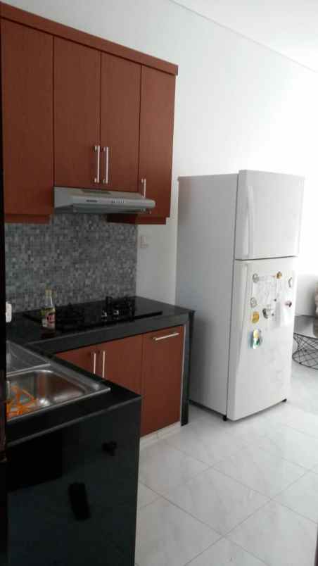 dijual rumah 2 lantai di the address cibubur