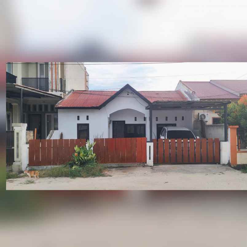 dijual rumah alan raya kubang perum