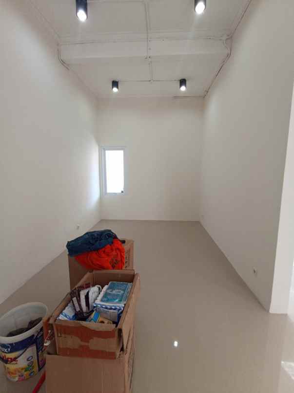 dijual rumah araya 2