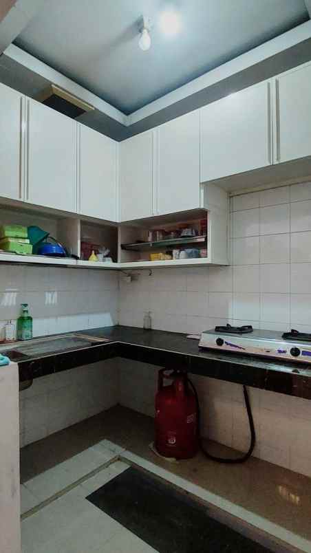 dijual rumah babatan pantai