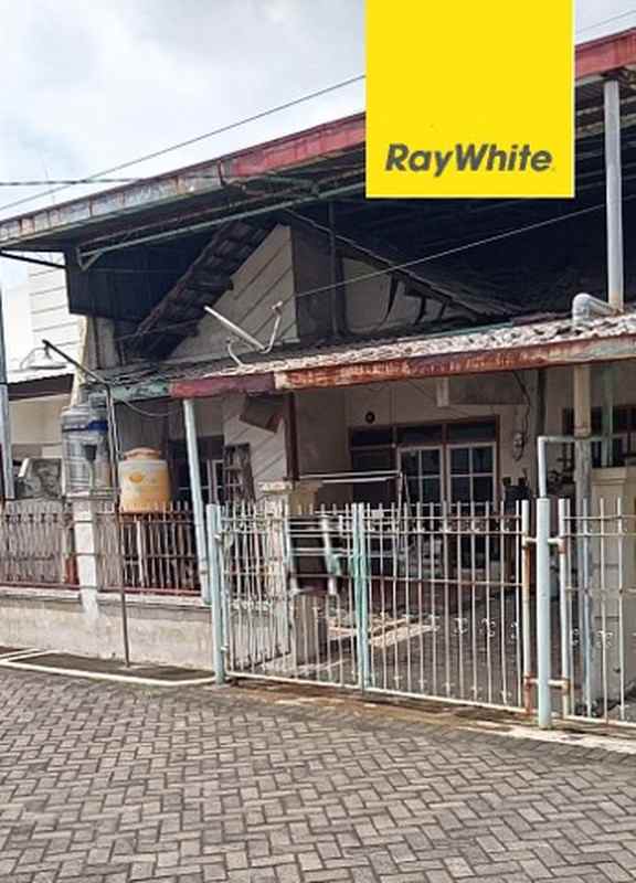 dijual rumah babatan wiyung
