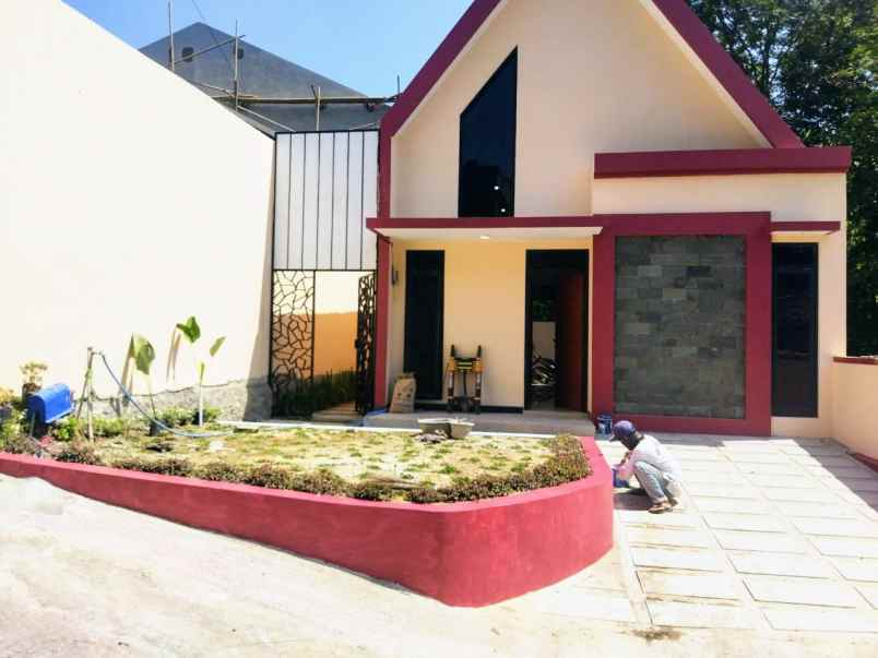 dijual rumah bangunjiwo kasihan bantul