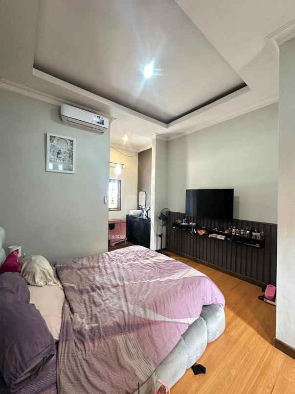 dijual rumah banyumani