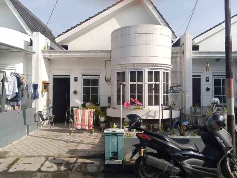 dijual rumah bentang artha ciwastra