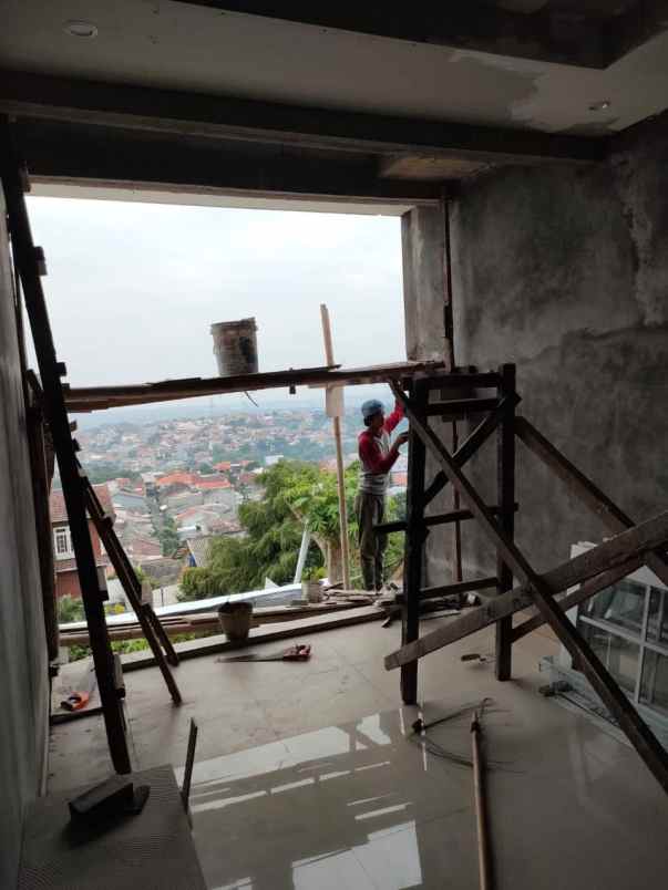 dijual rumah bukit panembahan senopati
