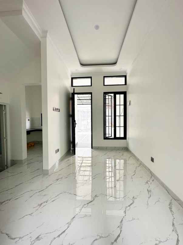 dijual rumah ceger cipayung