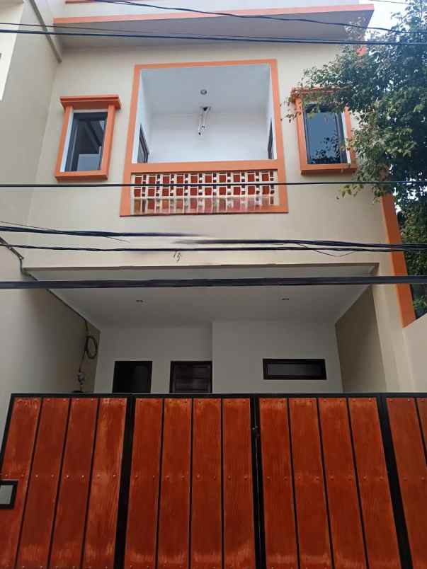 dijual rumah cengkareng indah