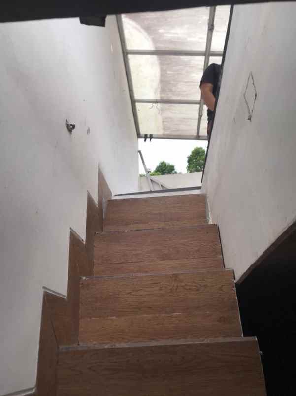 dijual rumah cibaligo cihanjuang