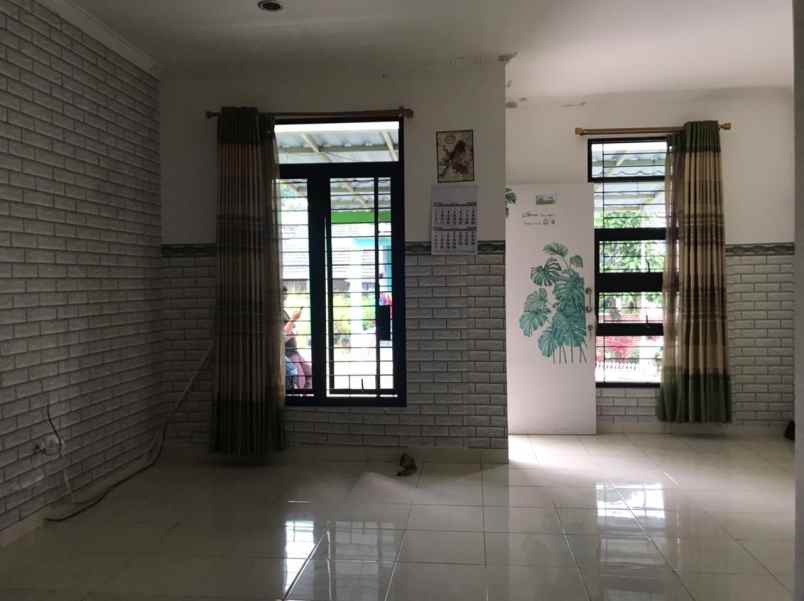 dijual rumah cibaligo cihanjuang