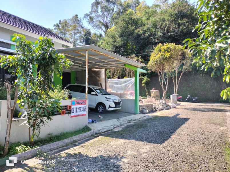 dijual rumah cibaligo cihanjuang