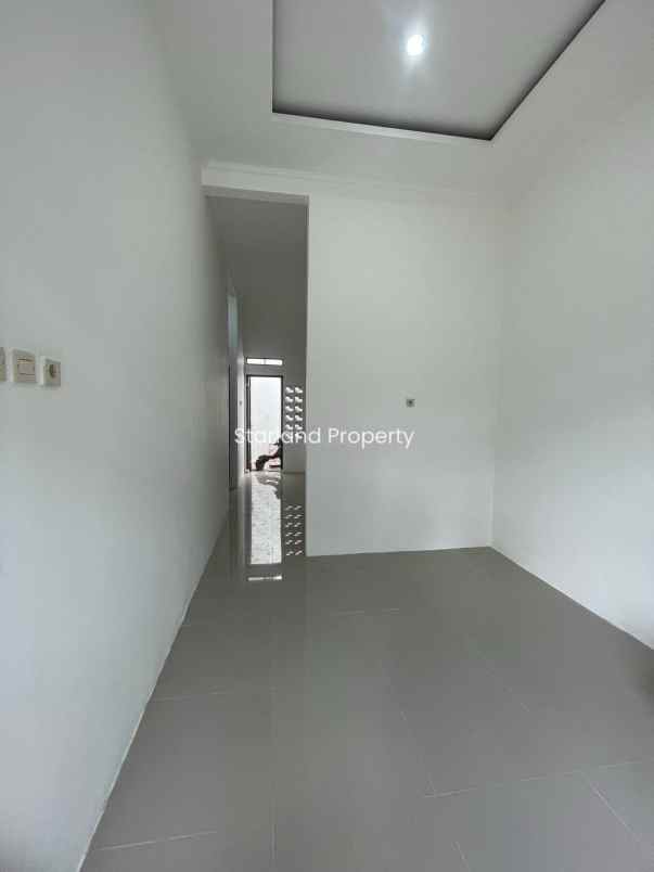 dijual rumah ciledug