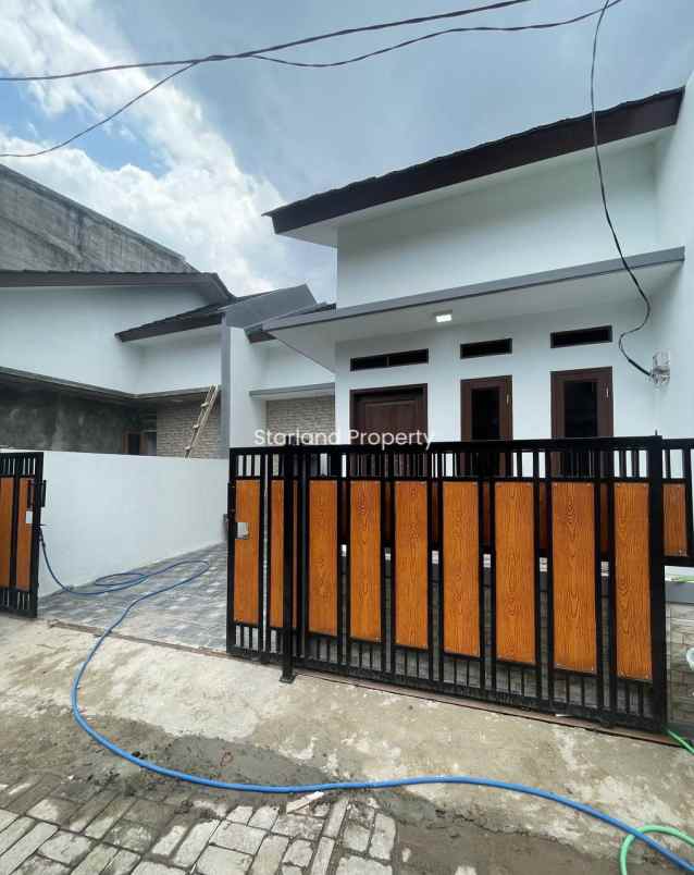 dijual rumah ciledug
