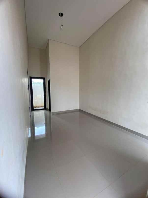 dijual rumah cinangka sawangan